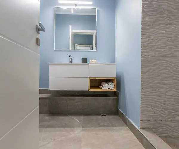 Central Beach דירה