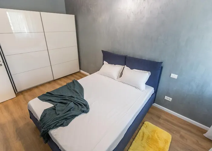 Central Beach * מאמאיה