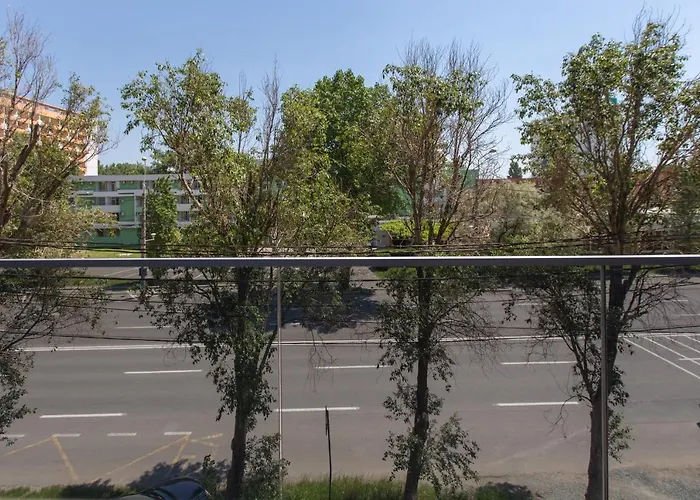 Central Beach アパート *